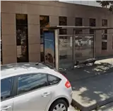 Marquesina publicitaria junto a la Universitat de Vic